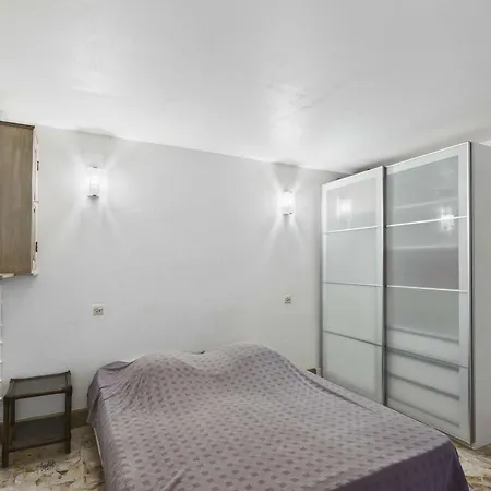 Hébergement de vacances Maison Spacieuse à 70m De La Mer, D'agde - Fr-1-423-273 *